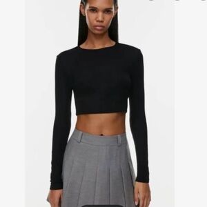 Sunday Best Black Bliss Cropped Longsleeve